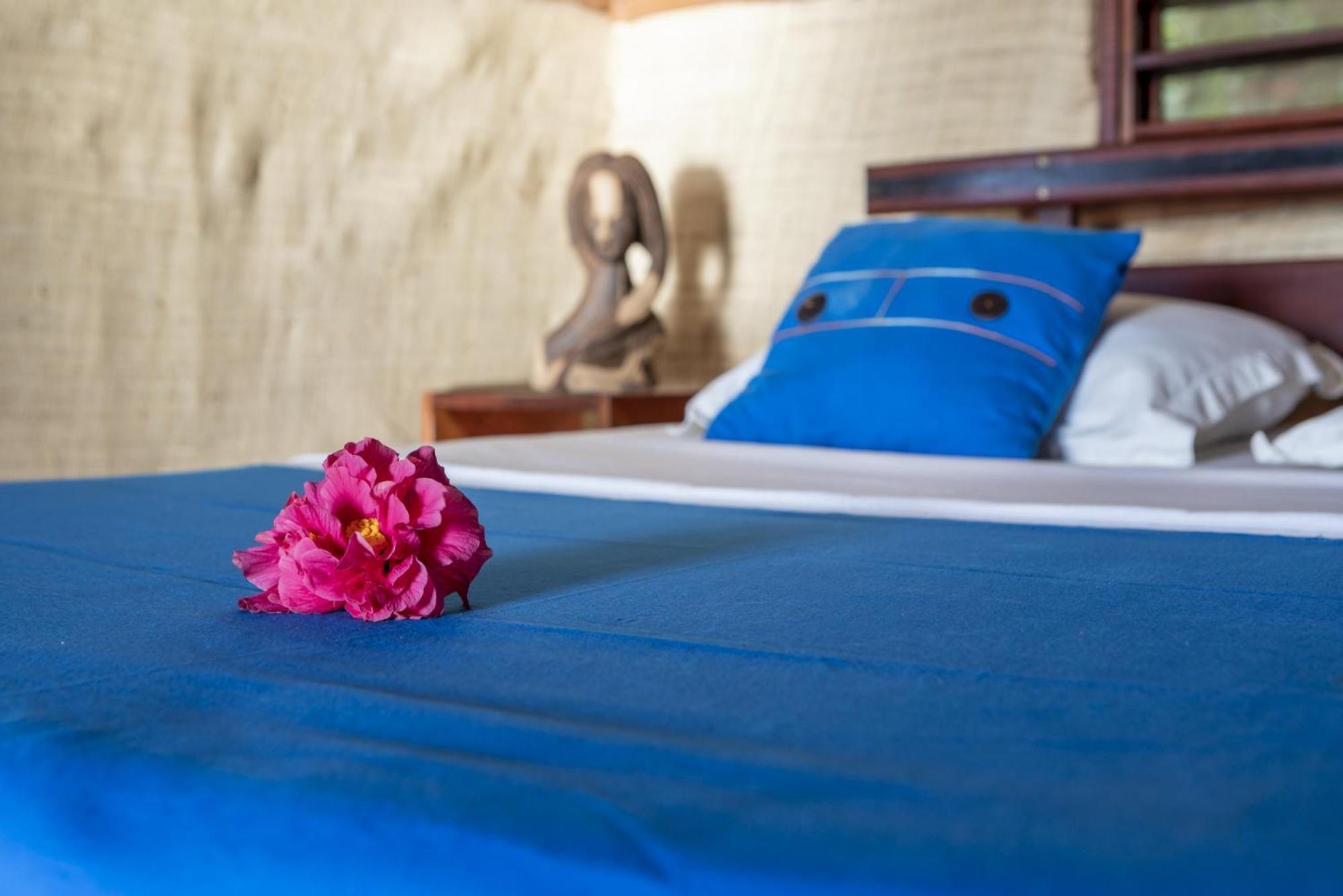Floraly Komba Hotel - Nosy Komba Kültér fotó