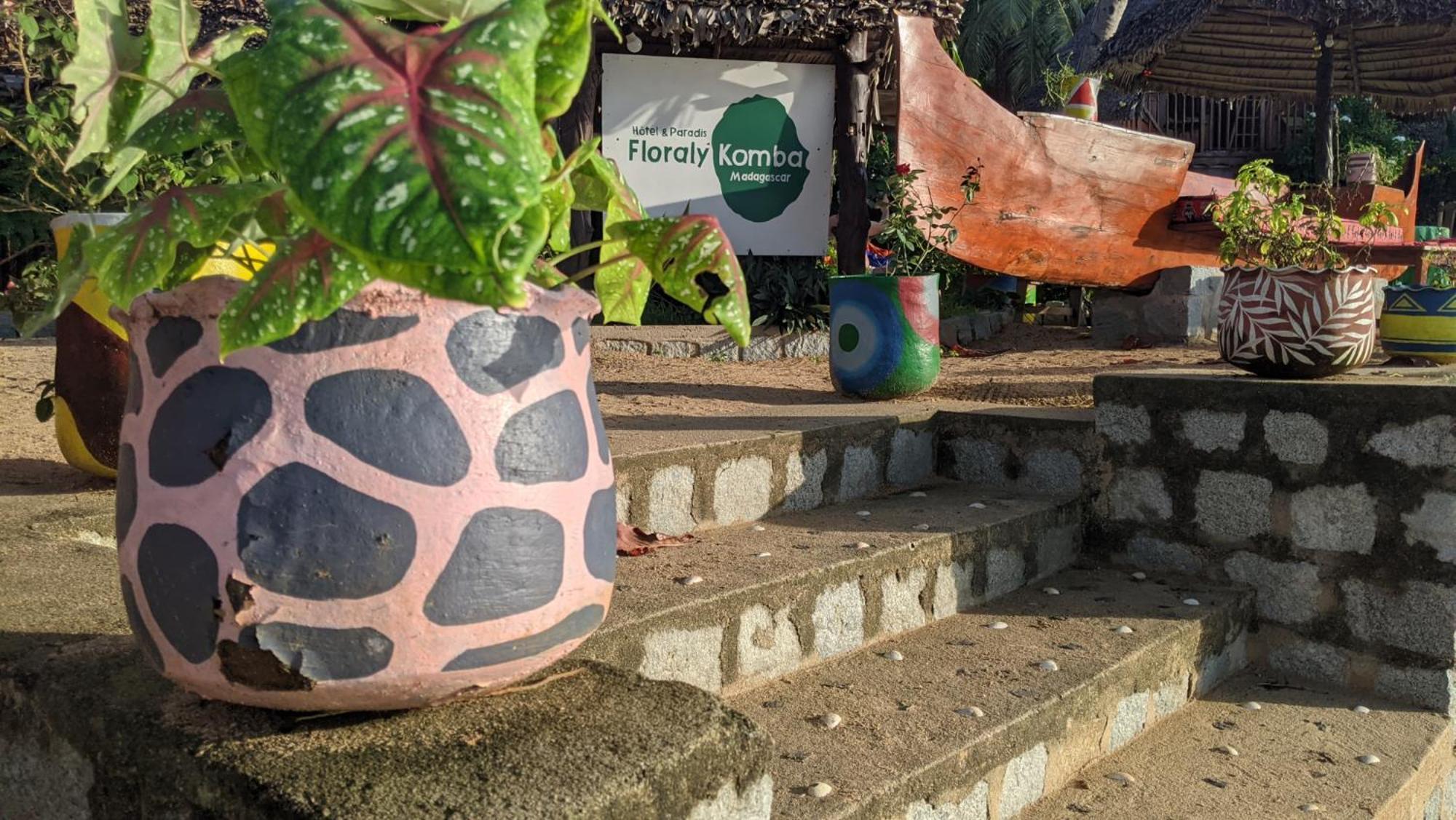 Floraly Komba Hotel - Nosy Komba Kültér fotó