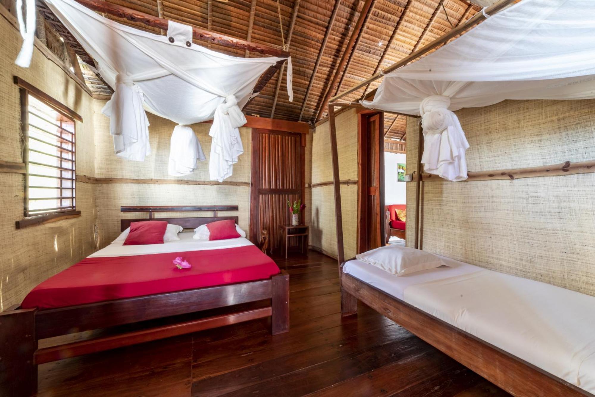 Floraly Komba Hotel - Nosy Komba Szoba fotó